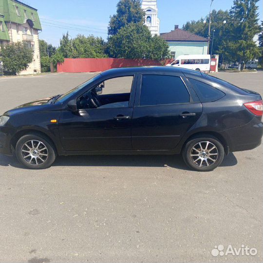 LADA Granta 1.6 МТ, 2015, 122 000 км