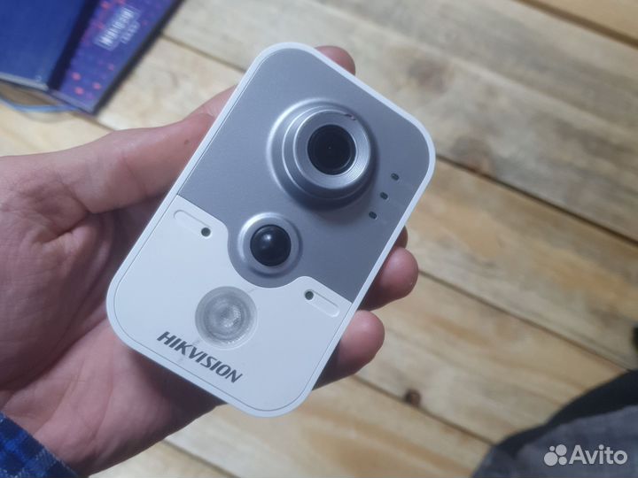 Камера видеонаблюдения hikvision
