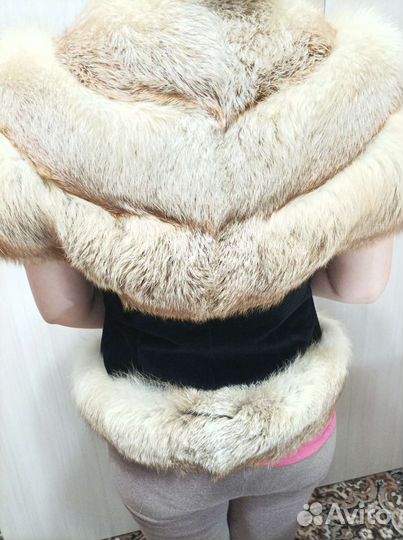 Меховая жилетка из лисы