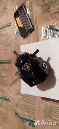 Регулятор давления топлива AEM 25-302BK 6AN (USA)