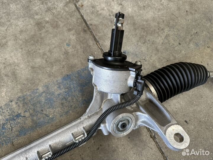 Рулевая рейка на BMW M5 F90