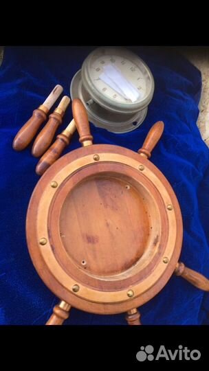 Корабельные часы подложка штурвал