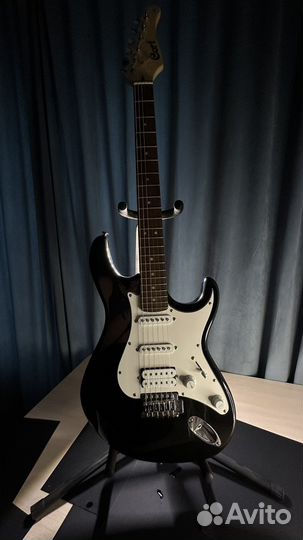 Электрогитара Cort g110 + Комбик