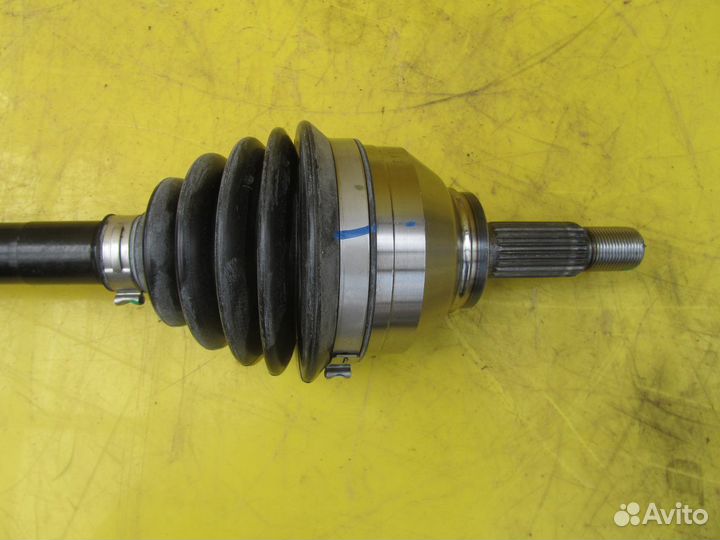 Привод левый передний Volkswagen Polo