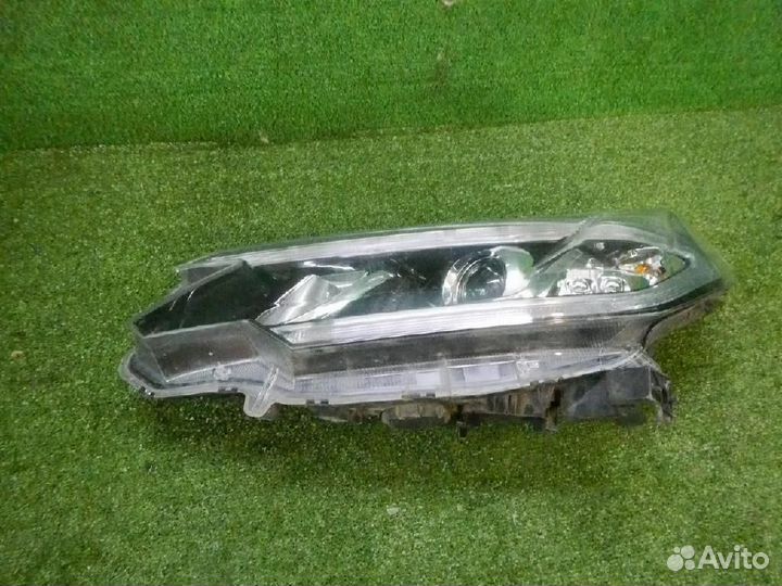 Фара левая Honda CR-V