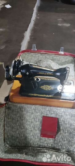 Швейная машина Подольск ручная бу