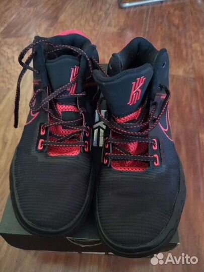 Баскетбольные кроссовки nike kyrie