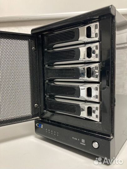 Внешний raid накопитель (DAS) CFI (5х 3.5