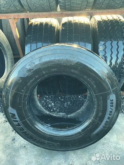Michelin X multi HL Z 385/65
