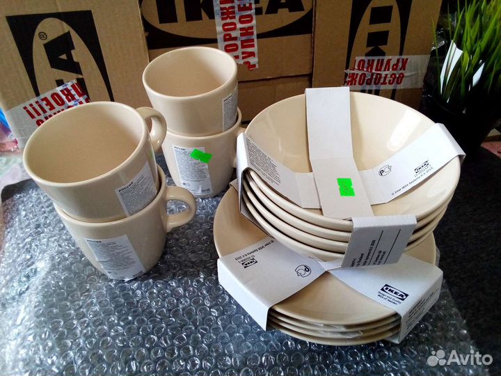 Тарелки IKEA 8 тарелок