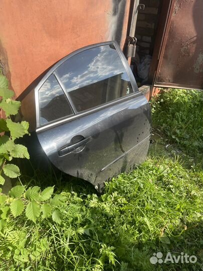 Дверь на mazda 6 gg задняя правая черная