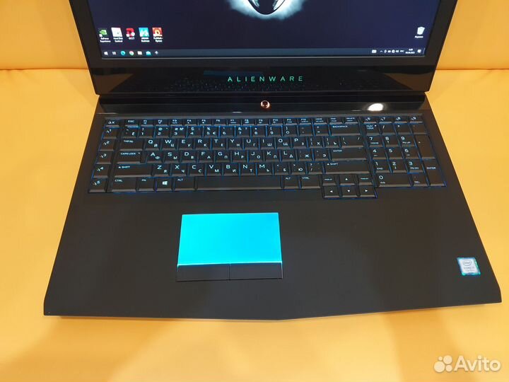 Alienware 17 r4 топовый i7/32gb/video 8gb/17.3