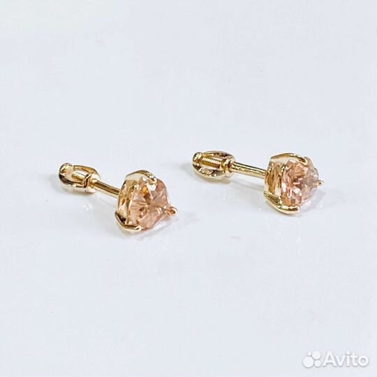 Золотые серьги с камнем