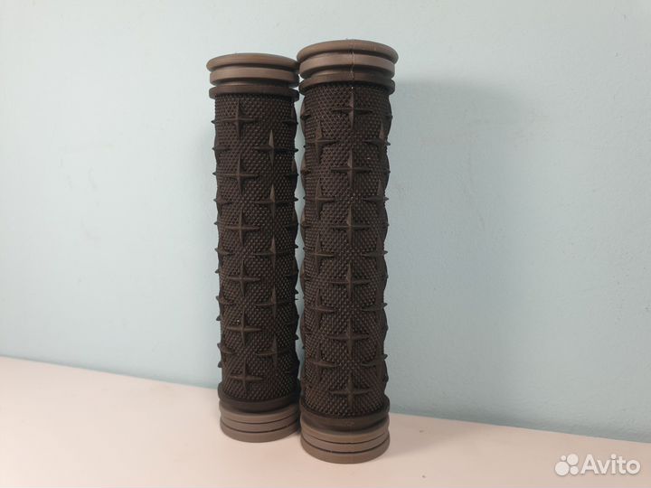 Грипсы на руль велосипеда пара