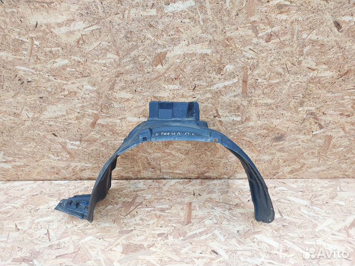 Подкрылок передний левый Nissan X-Trail T30