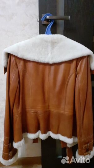 Новая брендовая куртка