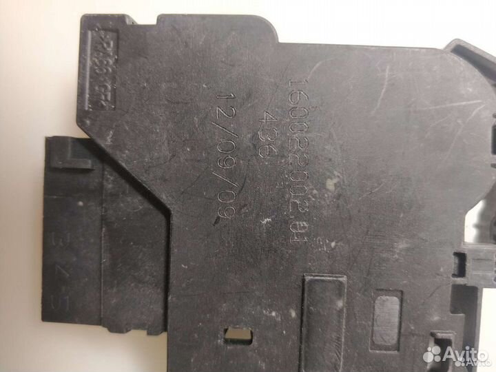 Устройство блокировки люка (убл) 160022002.01