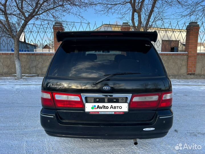 Nissan Presage 2.4 AT, 1999, 230 000 км