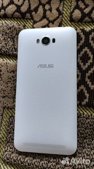 ASUS ZenFone Max ZC550KL, 2/16 ГБ