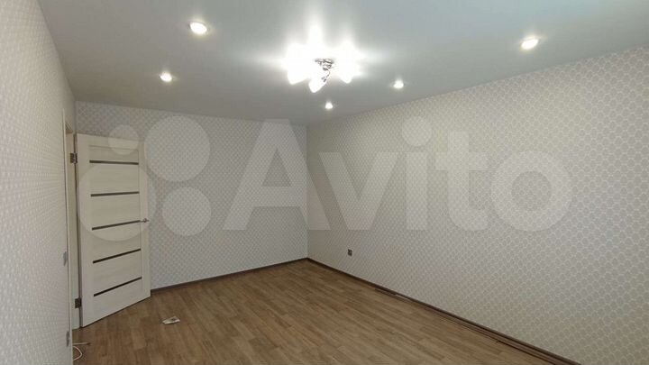 2-к. квартира, 45 м², 1/3 эт.