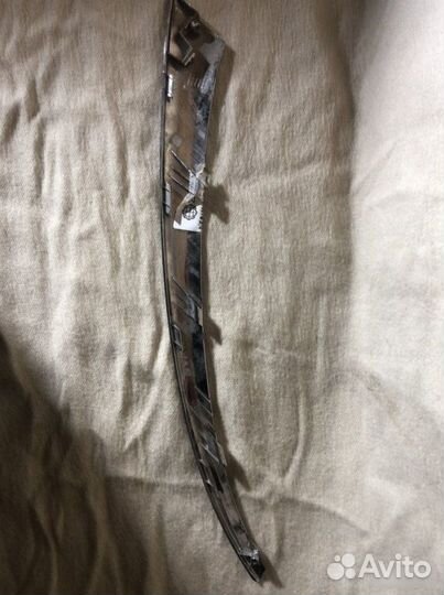 Накладка фары передняя правая Citroen C4 2010