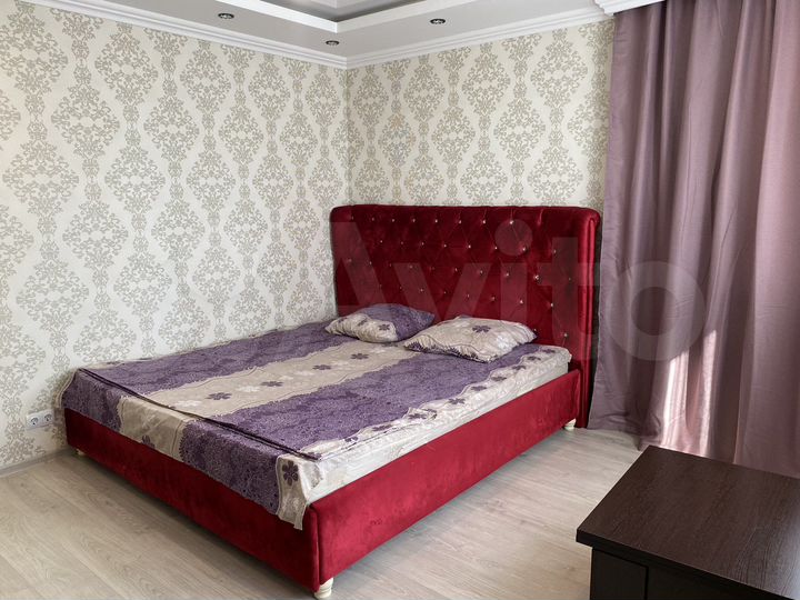 2-к. квартира, 65 м², 10/25 эт.