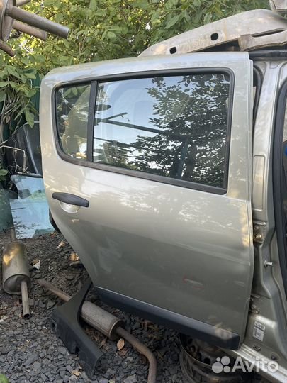 Задняя правая дверь. Рено Сандеро-Renault Step Вэй