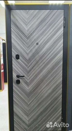 Дверь входная