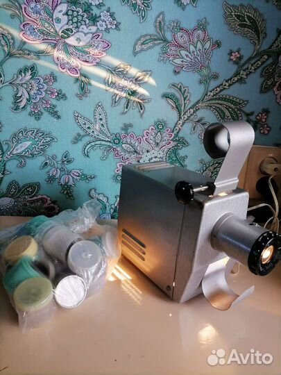 Фильмоскоп +диафильмы