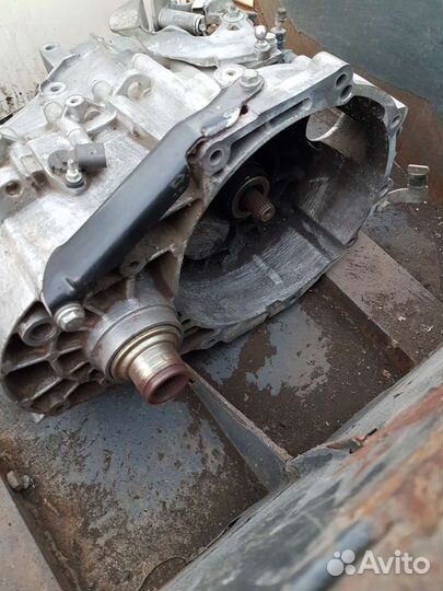 Коробка шестиступка Volkswagen Sharan 2002