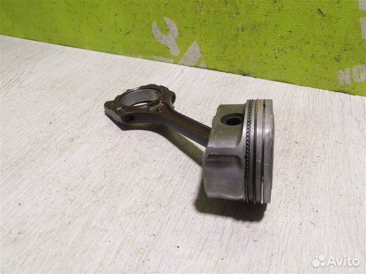 Поршень с шатуном Хендай i30 12-17