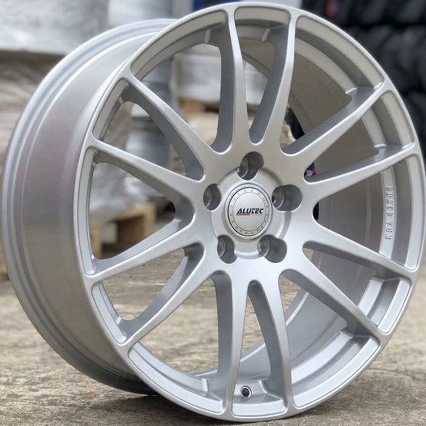 Литые диски Alutec Monstr 8.5×R19 5×120