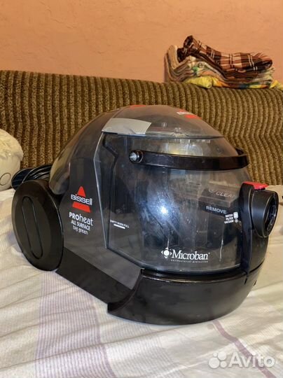 Моющий пылесос bissell