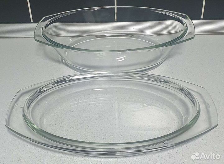 Жаропрочная кастрюля