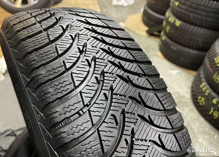 Michelin Alpin 4 205/60 R16 92H