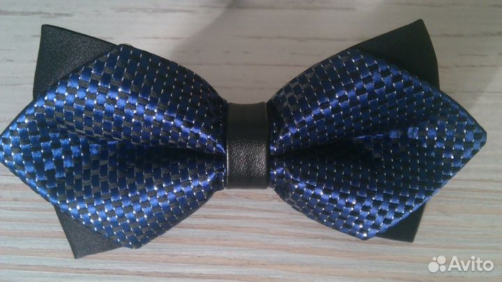 Бабочка новая, в упаковке