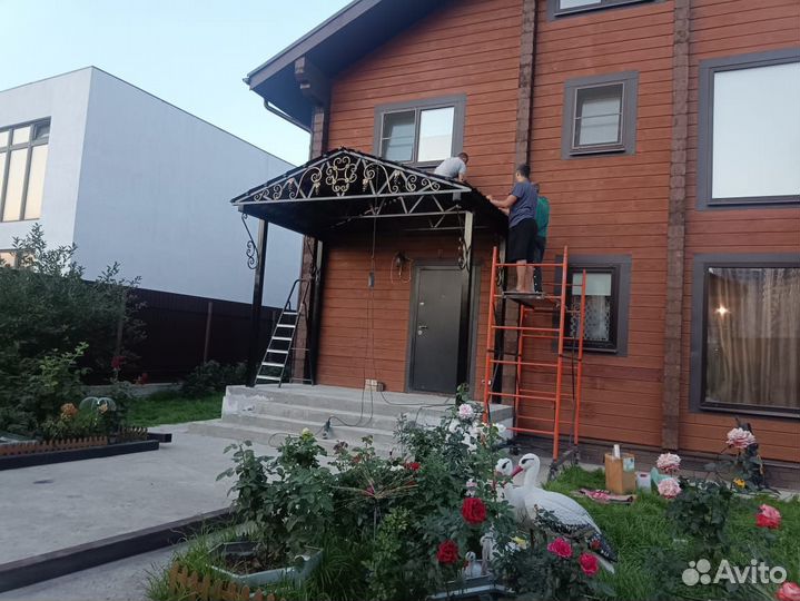 Навесы из профлиста двускатные