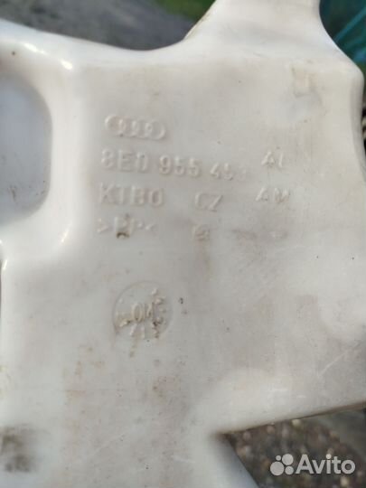 Бачок омывателя Audi a4 б6