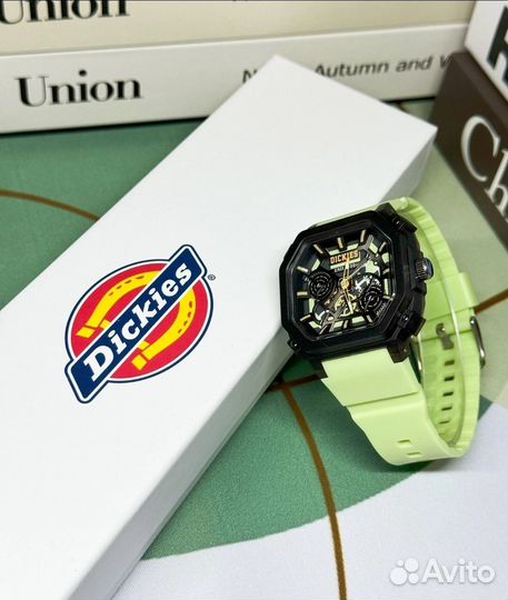 Часы dickies