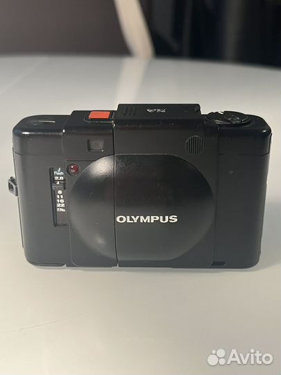 Плёночный фотоаппарат Olympus XA