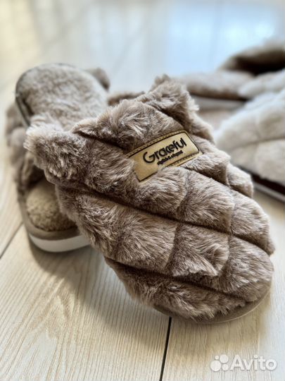 Женские домашние тапочки