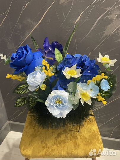 Ритуальные венки Искусственные и Живые