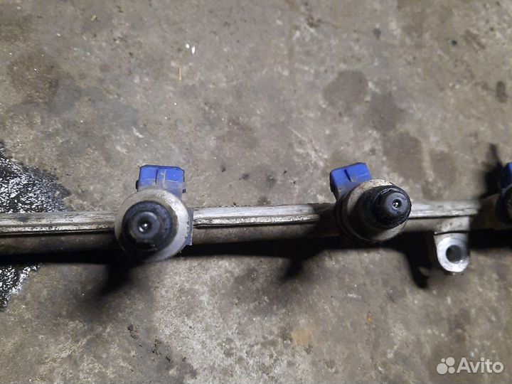 Топливная рампа ford escort clx