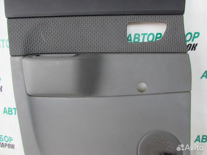 Обшивка двери задней левой для Mazda BT-50 2006-20