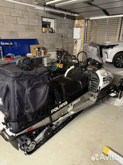 Polaris Widetrack LX