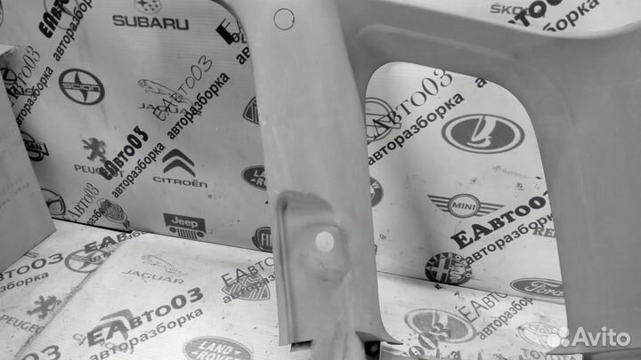 Обшивка стойки (задняя правая врхняя) Ford Fusion