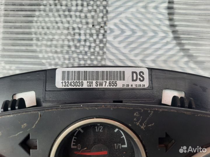 Щиток приборов опель