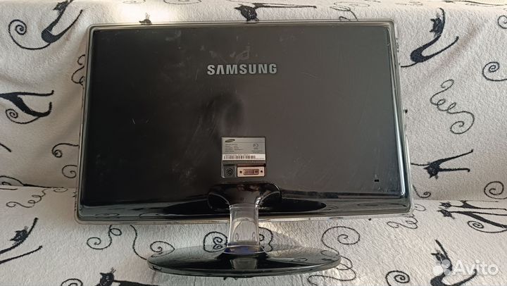 Монитор samsung p2270