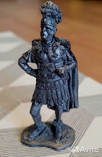 Оловянные солдатики 65 и 54 мм легион 6 шт