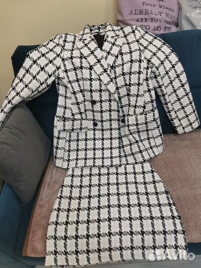 Костюм женский 48